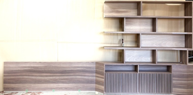 奥行き違い壁面収納家具_コピー